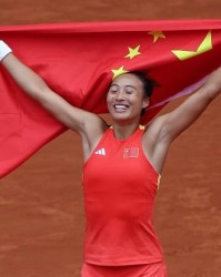 开云APP-张奔斗：郑钦文的“精神胜利法”