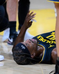 TA：勇士已经明确告诉巴特勒 他们会在未来一年里全力支持他康复