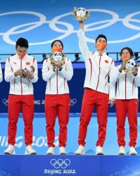 开云官网-【花花冬奥】短道世界名画 王濛解说黄健翔变捧哏