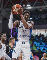 开云APP-糙哥中的糙哥！很难相信字母弟弟还曾在独行侠和湖人效力过？