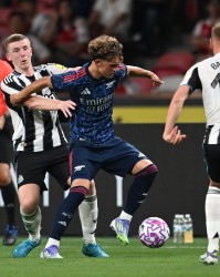 欧文：这赛季道曼可能不会有太多出场，但瞥见其天赋也令人兴奋